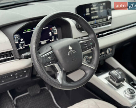 Коричневий Міцубісі Аутлендер, об'ємом двигуна 2.4 л та пробігом 23 тис. км за 38000 $, фото 20 на Automoto.ua