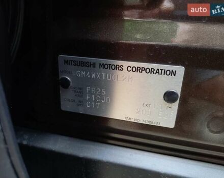 Коричневый Мицубиси Аутлендер, объемом двигателя 2.5 л и пробегом 47 тыс. км за 25000 $, фото 52 на Automoto.ua
