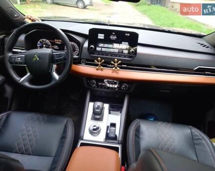 Коричневый Мицубиси Аутлендер, объемом двигателя 2.5 л и пробегом 47 тыс. км за 25000 $, фото 31 на Automoto.ua