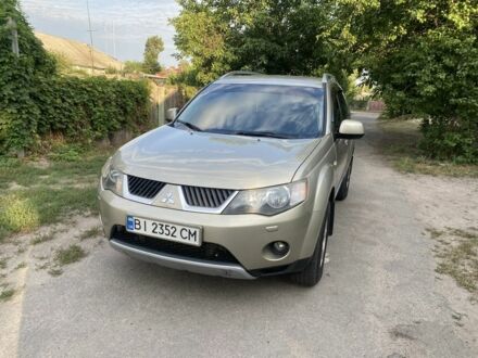 Мицубиси Аутлендер 2007 в Кременчуге на Automoto.ua Коричневый Мицубиси Аутлендер, объемом двигателя 2 л и пробегом 280 тыс. км за 8500 $, фото 1 на Automoto.ua