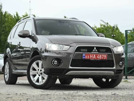 Мицубиси Аутлендер 2009 в Бердичеве на Automoto.ua Коричневый Мицубиси Аутлендер, объемом двигателя 2.2 л и пробегом 273 тыс. км за 10500 $, фото 1 на Automoto.ua