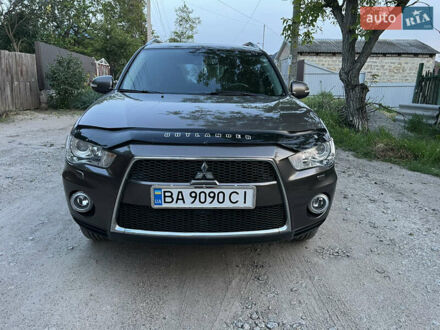 Міцубісі Аутлендер 2010 у Кропивницькому (Кіровограді) на Automoto.ua Коричневий Міцубісі Аутлендер, об'ємом двигуна 2.4 л та пробігом 188 тис. км за 10300 $, фото 1 на Automoto.ua