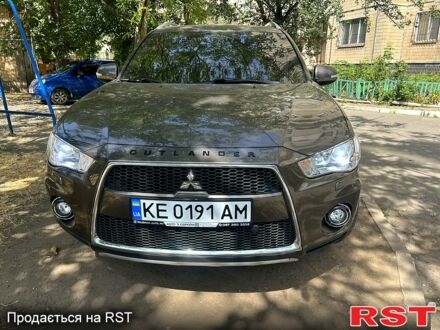 Коричневый Мицубиси Аутлендер, объемом двигателя 2.2 л и пробегом 281 тыс. км за 11250 $, фото 1 на Automoto.ua