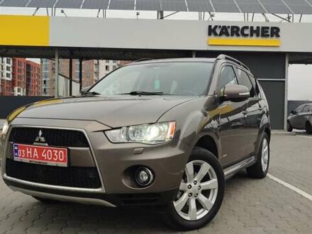 Коричневый Мицубиси Аутлендер, объемом двигателя 2.2 л и пробегом 259 тыс. км за 11600 $, фото 1 на Automoto.ua