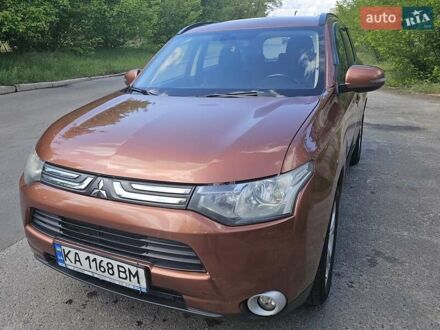 Мицубиси Аутлендер 2013 в Киеве на Automoto.ua Коричневый Мицубиси Аутлендер, объемом двигателя 2 л и пробегом 160 тыс. км за 12000 $, фото 1 на Automoto.ua