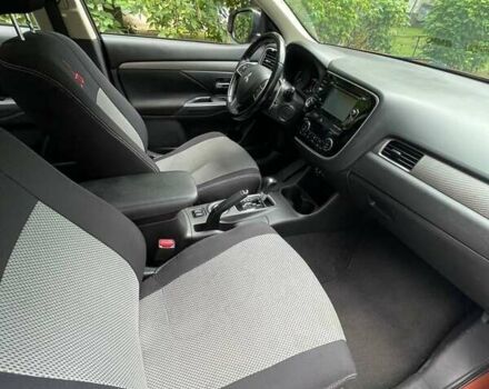 Коричневий Міцубісі Аутлендер, об'ємом двигуна 2.4 л та пробігом 126 тис. км за 11500 $, фото 1 на Automoto.ua