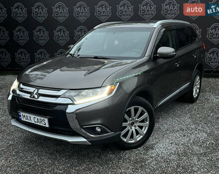 Коричневый Мицубиси Аутлендер, объемом двигателя 3 л и пробегом 170 тыс. км за 15900 $, фото 1 на Automoto.ua