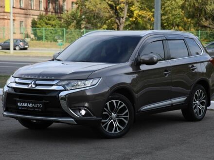 Міцубісі Аутлендер 2015 у Харкові на Automoto.ua Коричневий Міцубісі Аутлендер, об'ємом двигуна 3 л та пробігом 88 тис. км за 19500 $, фото 1 на Automoto.ua