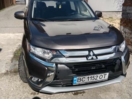 Мицубиси Аутлендер 2016 в Львове на Automoto.ua Коричневый Мицубиси Аутлендер, объемом двигателя 2.36 л и пробегом 128 тыс. км за 14500 $, фото 1 на Automoto.ua