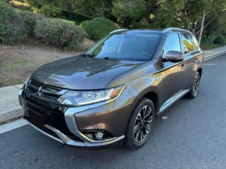 Мицубиси Аутлендер 2018 в Луцке на Automoto.ua Коричневый Мицубиси Аутлендер, объемом двигателя 2 л и пробегом 76 тыс. км за 9500 $, фото 1 на Automoto.ua
