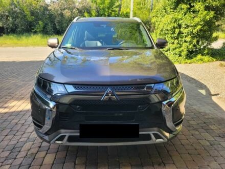 Мицубиси Аутлендер 2020 в Одессе на Automoto.ua Коричневый Мицубиси Аутлендер, объемом двигателя 0 л и пробегом 67 тыс. км за 12800 $, фото 1 на Automoto.ua