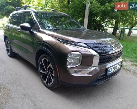 Коричневый Мицубиси Аутлендер, объемом двигателя 2.5 л и пробегом 47 тыс. км за 25000 $, фото 1 на Automoto.ua