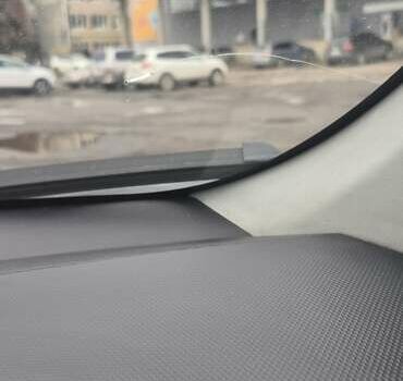 Красный Мицубиси Аутлендер, объемом двигателя 3 л и пробегом 351 тыс. км за 8000 $, фото 13 на Automoto.ua