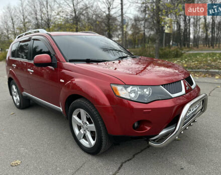Красный Мицубиси Аутлендер, объемом двигателя 2.4 л и пробегом 180 тыс. км за 8900 $, фото 9 на Automoto.ua