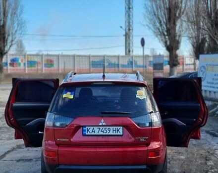 Червоний Міцубісі Аутлендер, об'ємом двигуна 3 л та пробігом 120 тис. км за 9000 $, фото 1 на Automoto.ua