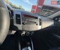 Красный Мицубиси Аутлендер, объемом двигателя 2.36 л и пробегом 143 тыс. км за 8500 $, фото 10 на Automoto.ua