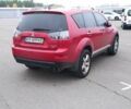 Красный Мицубиси Аутлендер, объемом двигателя 3 л и пробегом 260 тыс. км за 9000 $, фото 3 на Automoto.ua