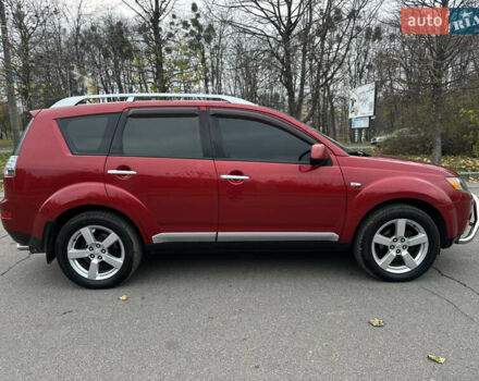 Красный Мицубиси Аутлендер, объемом двигателя 2.4 л и пробегом 180 тыс. км за 8900 $, фото 10 на Automoto.ua