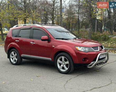 Красный Мицубиси Аутлендер, объемом двигателя 2.4 л и пробегом 180 тыс. км за 8900 $, фото 6 на Automoto.ua
