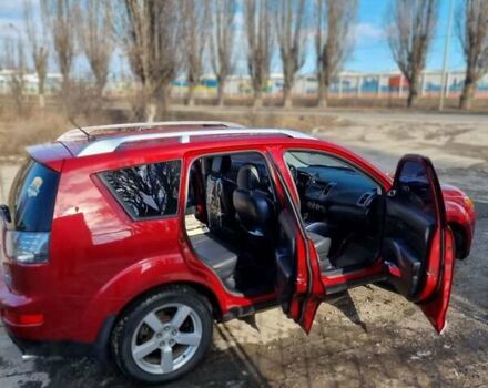 Червоний Міцубісі Аутлендер, об'ємом двигуна 3 л та пробігом 120 тис. км за 9000 $, фото 8 на Automoto.ua