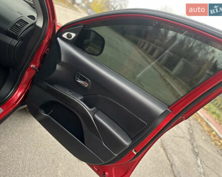 Красный Мицубиси Аутлендер, объемом двигателя 2.4 л и пробегом 180 тыс. км за 8900 $, фото 40 на Automoto.ua