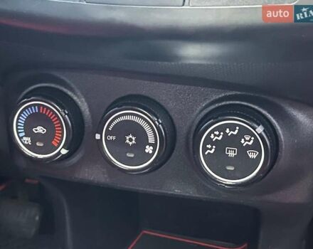 Красный Мицубиси Аутлендер, объемом двигателя 2.4 л и пробегом 251 тыс. км за 8990 $, фото 17 на Automoto.ua