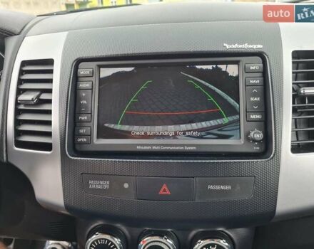 Червоний Міцубісі Аутлендер, об'ємом двигуна 2.2 л та пробігом 225 тис. км за 11000 $, фото 40 на Automoto.ua