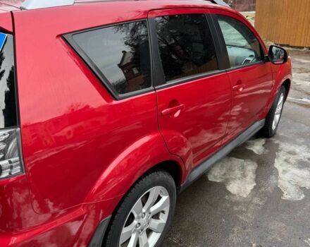 Красный Мицубиси Аутлендер, объемом двигателя 2.4 л и пробегом 201 тыс. км за 9750 $, фото 5 на Automoto.ua