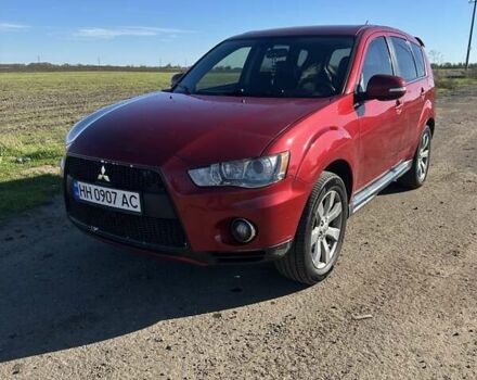 Міцубісі Аутлендер 2011 у Чорноморську (Іллічівську) на Automoto.ua Червоний Міцубісі Аутлендер, об'ємом двигуна 3 л та пробігом 200 тис. км за 11000 $, фото 3 на Automoto.ua