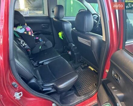 Міцубісі Аутлендер 2011 у Чорноморську (Іллічівську) на Automoto.ua Червоний Міцубісі Аутлендер, об'ємом двигуна 3 л та пробігом 200 тис. км за 11000 $, фото 9 на Automoto.ua