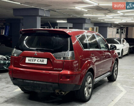 Красный Мицубиси Аутлендер, объемом двигателя 3 л и пробегом 270 тыс. км за 9500 $, фото 8 на Automoto.ua