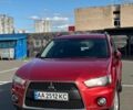 Красный Мицубиси Аутлендер, объемом двигателя 2 л и пробегом 269 тыс. км за 8700 $, фото 5 на Automoto.ua