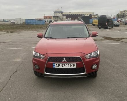 Красный Мицубиси Аутлендер, объемом двигателя 2.4 л и пробегом 210 тыс. км за 11800 $, фото 11 на Automoto.ua