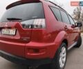 Красный Мицубиси Аутлендер, объемом двигателя 2.36 л и пробегом 93 тыс. км за 11499 $, фото 7 на Automoto.ua