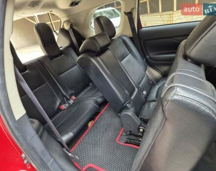 Червоний Міцубісі Аутлендер, об'ємом двигуна 3 л та пробігом 119 тис. км за 14000 $, фото 13 на Automoto.ua