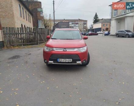 Красный Мицубиси Аутлендер, объемом двигателя 3 л и пробегом 230 тыс. км за 14200 $, фото 1 на Automoto.ua