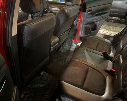 Червоний Міцубісі Аутлендер, об'ємом двигуна 2.27 л та пробігом 238 тис. км за 15800 $, фото 10 на Automoto.ua