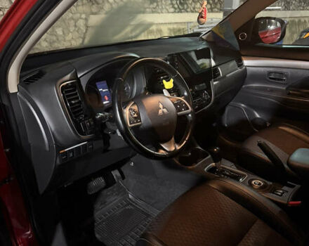 Червоний Міцубісі Аутлендер, об'ємом двигуна 2.27 л та пробігом 238 тис. км за 15800 $, фото 19 на Automoto.ua