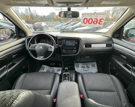 Красный Мицубиси Аутлендер, объемом двигателя 2.4 л и пробегом 213 тыс. км за 11900 $, фото 8 на Automoto.ua