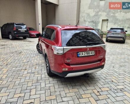 Червоний Міцубісі Аутлендер, об'ємом двигуна 3 л та пробігом 119 тис. км за 14000 $, фото 3 на Automoto.ua