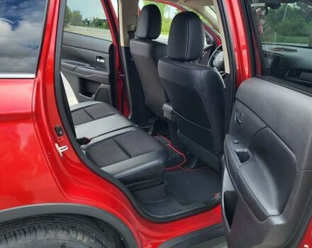 Красный Мицубиси Аутлендер, объемом двигателя 2.2 л и пробегом 225 тыс. км за 14600 $, фото 4 на Automoto.ua