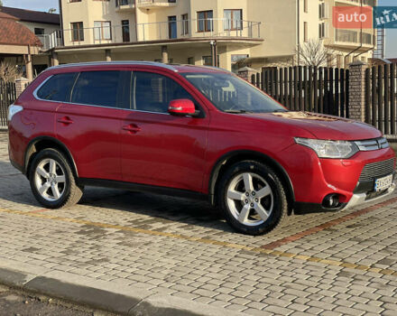 Красный Мицубиси Аутлендер, объемом двигателя 3 л и пробегом 230 тыс. км за 13900 $, фото 6 на Automoto.ua