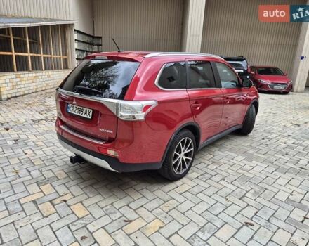 Червоний Міцубісі Аутлендер, об'ємом двигуна 3 л та пробігом 119 тис. км за 14000 $, фото 4 на Automoto.ua