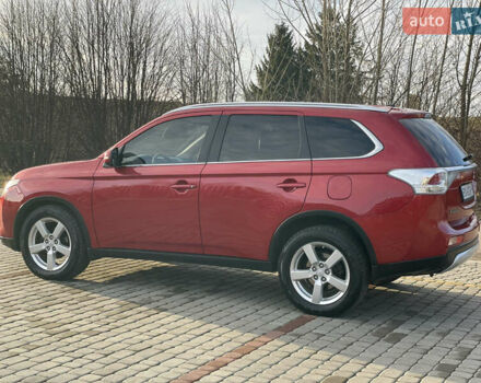 Красный Мицубиси Аутлендер, объемом двигателя 3 л и пробегом 230 тыс. км за 13900 $, фото 14 на Automoto.ua
