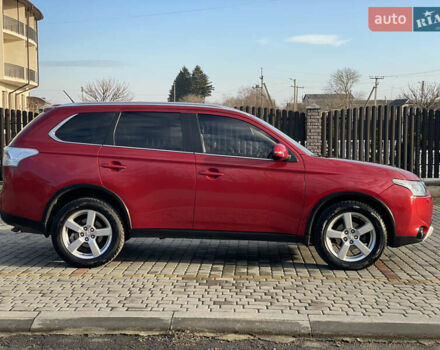 Красный Мицубиси Аутлендер, объемом двигателя 3 л и пробегом 230 тыс. км за 13900 $, фото 7 на Automoto.ua