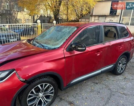 Красный Мицубиси Аутлендер, объемом двигателя 2.36 л и пробегом 180 тыс. км за 5000 $, фото 5 на Automoto.ua