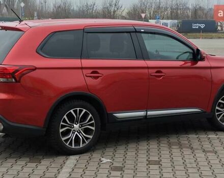 Красный Мицубиси Аутлендер, объемом двигателя 2.36 л и пробегом 123 тыс. км за 15300 $, фото 5 на Automoto.ua