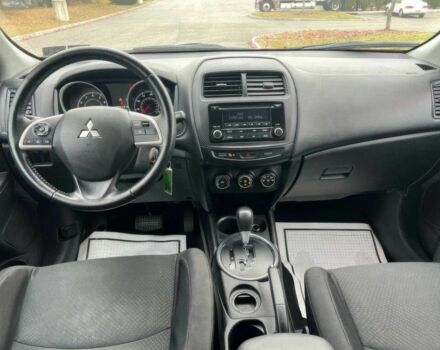 Червоний Міцубісі Аутлендер, об'ємом двигуна 2 л та пробігом 75 тис. км за 9000 $, фото 7 на Automoto.ua