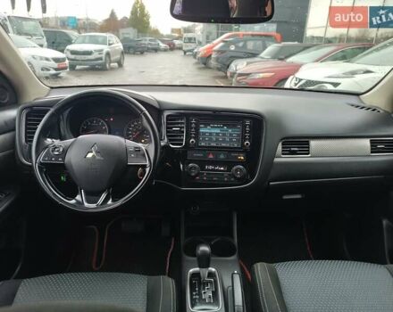 Красный Мицубиси Аутлендер, объемом двигателя 2.36 л и пробегом 172 тыс. км за 12300 $, фото 13 на Automoto.ua