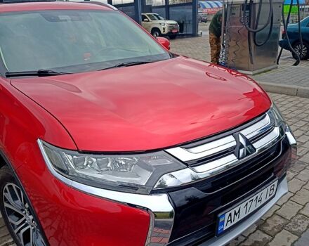 Червоний Міцубісі Аутлендер, об'ємом двигуна 2.4 л та пробігом 131 тис. км за 16300 $, фото 8 на Automoto.ua